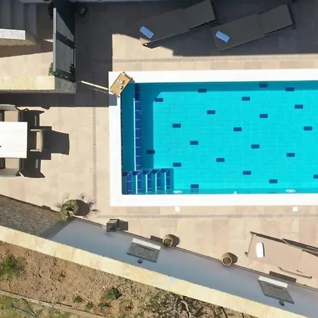 Apartamento Vala, 4*, Sea View & Private Heated Pool *