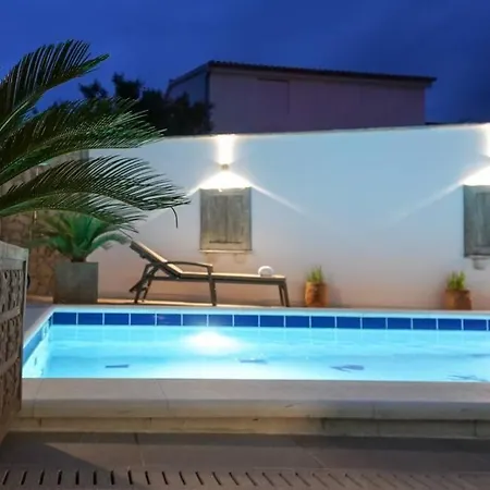 Vala, 4*, Sea View & Private Heated Pool